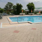 モーテル Kronikas Park Fogado *
