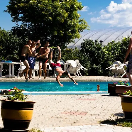 Kronikas Park Fogado * Baks