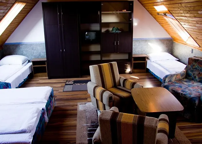 Kronikas Park Fogado