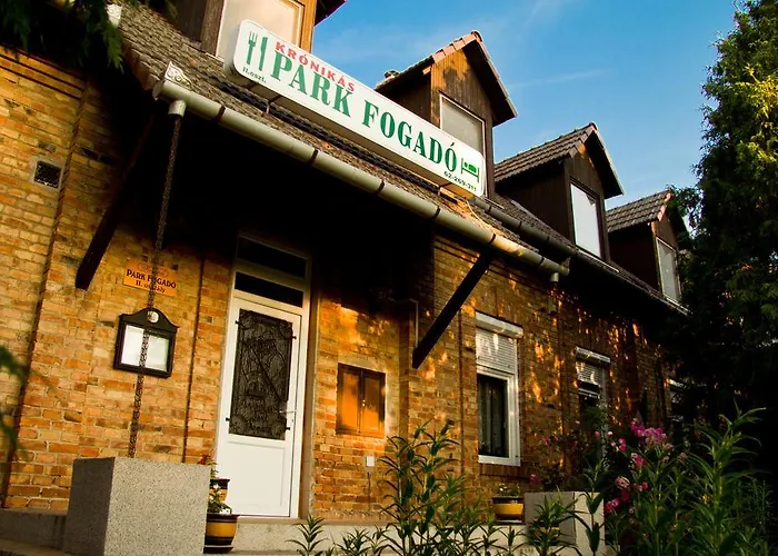 Krónikás Park Motel *