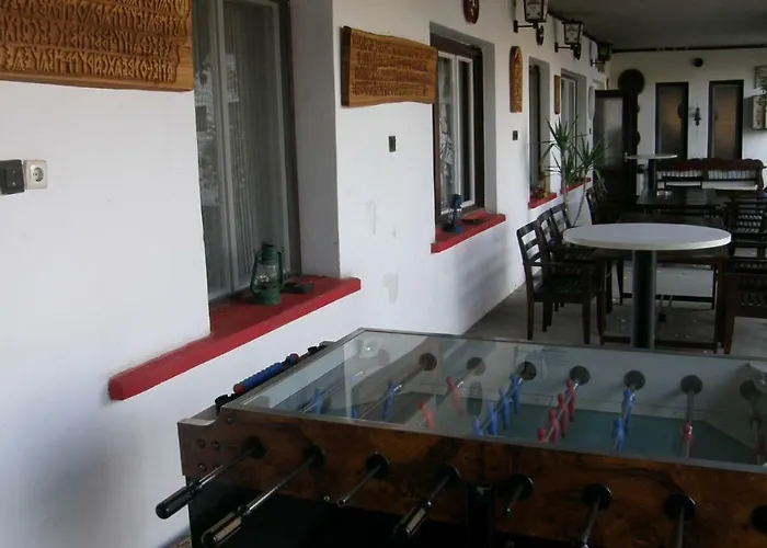 Kronikas Park Fogado 汽车旅馆 Baks