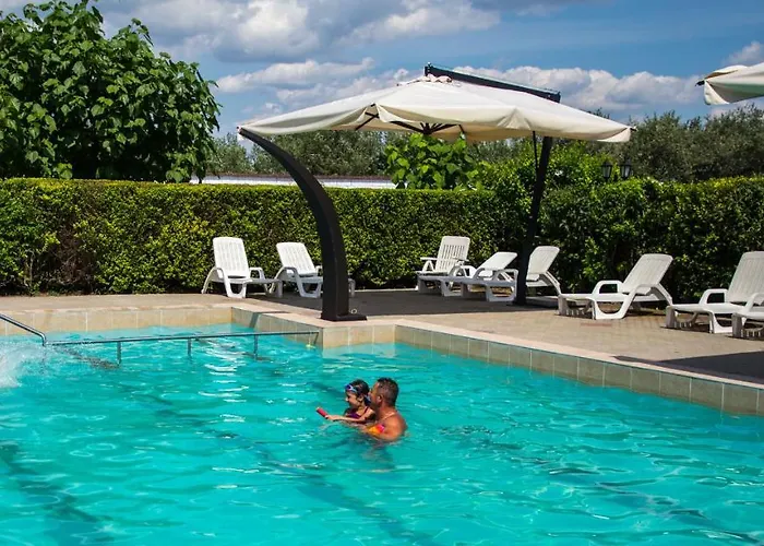 Krónikás Park Motel *